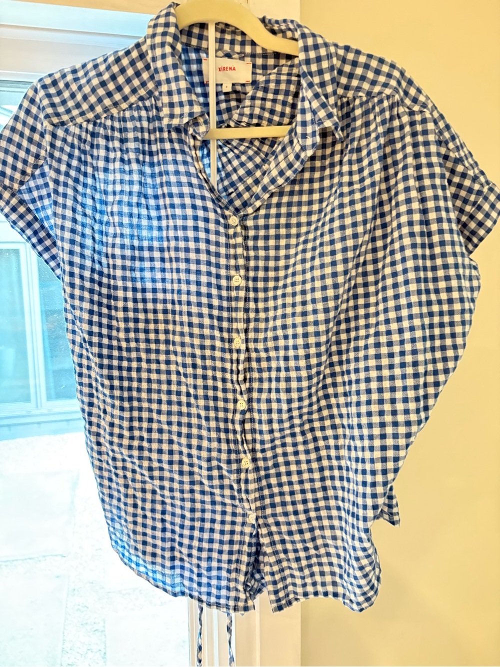 XiRENA Blue and White Gingham Button-Down Shirt and shorts Set small